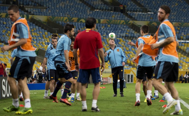 Spain's coach Vicente del Bosque heads the ball during a training session at the Maracana stadium in Rio de Janeiro, on June 29, 2013 on the eve of the final of the FIFA Confederations Cup Brazil 2013. u00e2u20acu201c AFP pic