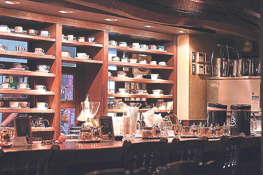 Streamer Coffee Company is famous for  intricate latte art swirl