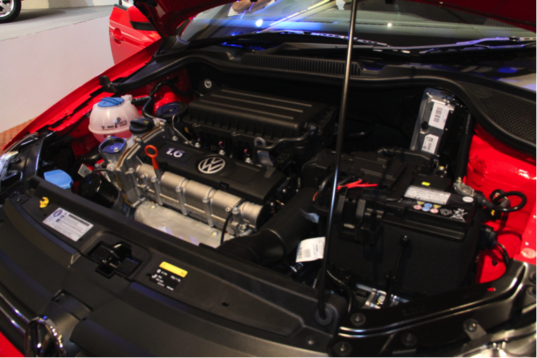 The VW Polo’s 1.6L 105PS MPI engine.