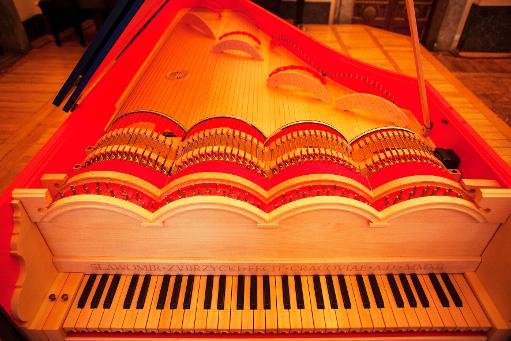 An extremely rare Viola Organista, based on a late 15th-century design by Leonardo da Vinci, built by Polish concert pianist, Slawomir Zubrzycki, seen in Krakow, on October 18, 2013. u00e2u20acu201d AFP pic