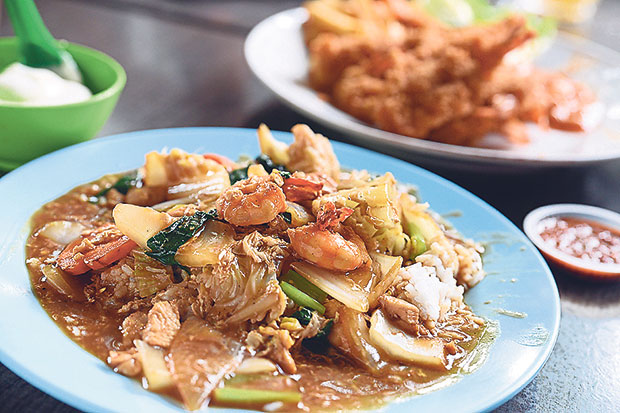 The Hainanese mixed rice at the Western and Hainan food stall at Astaka Selera Kota