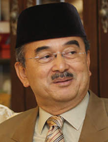 Ali Rustam.