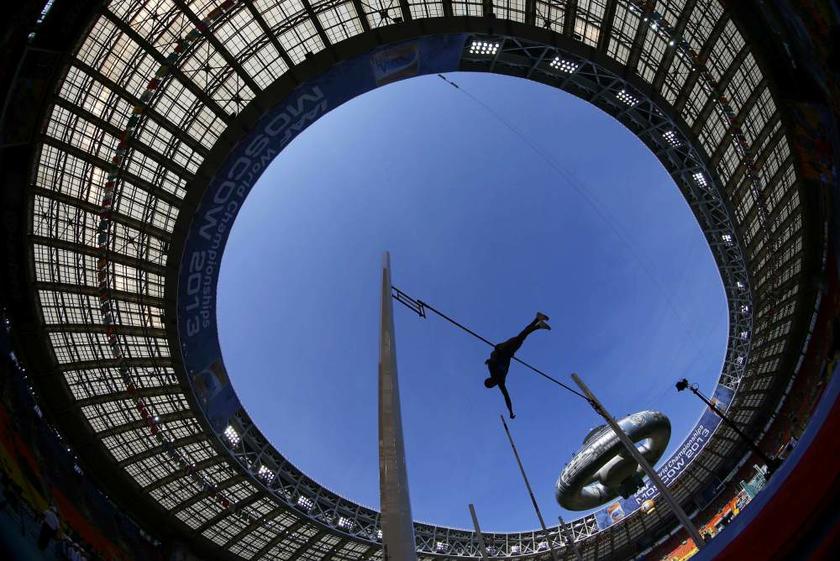 Nikita Filippov of Kazakhstan competes in the menu00e2u20acu2122s pole vault qualifying round during the IAAF World Athletics Championships at the Luzhniki stadium in Moscow on August 10, 2013. u00e2u20acu201d Reuters pic