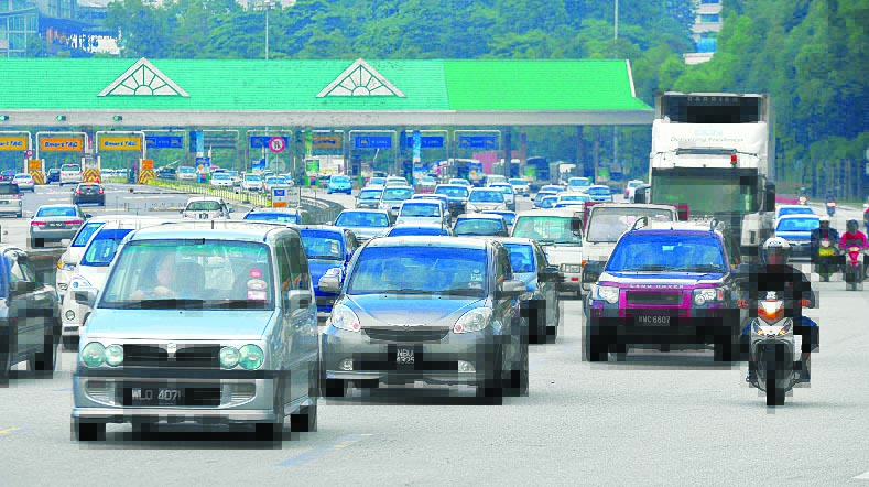 Car owners say the proposed toll hike will hit them in the pocket. 