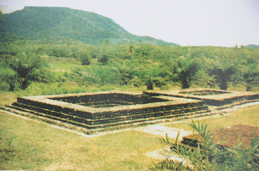 A recopied picture of candi number 11 from the book u00e2u20acu02dcBujang Valley: The Wonder That Was Ancient Kedahu00e2u20acu2122.