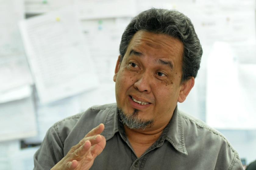 Professor Dr Mokhtar Saidin said all except 17 intact candi in Lembah Bujang were gone due to ravages of weather and time. -- Picture by K.E. Ooi