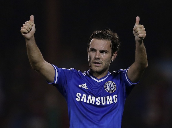 Chelseau00e2u20acu2122s Juan Mata acknowledges the fans after winning their game against Swindon Town in their English League Cup match in Swindon September 24, 2013. u00e2u20acu201d Reuters pic