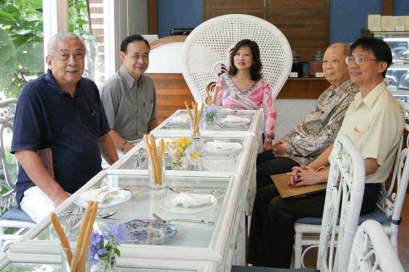Ong was warmly met by the former Thai ambassador to Rome and his Penang-born wife at their Italian eatery in Bangkok over lunch in 2009. — Picture by Debra Chong