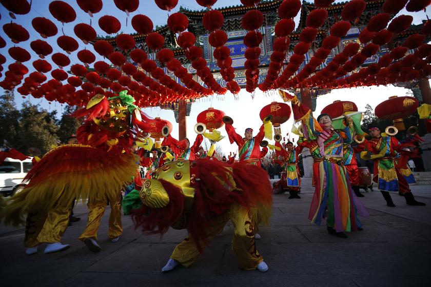 Traditional dancers perform during the opening of the temple fair for celebrating the Chinese New Year at Ditan Park, also known as the Temple of Earth, in Beijing January 30, 2014. u00e2u20acu201du00c2u00a0Reuters pic