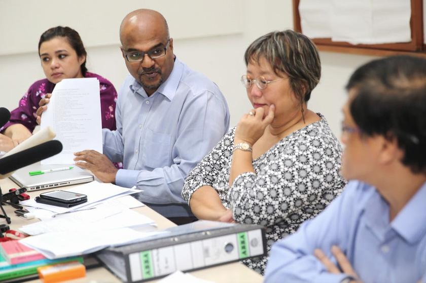 Representative from NGOs under Comango at a press conference in Kuala Lumpur January 13, 2014.u00e2u20acu201d Picture by Choo Choy May