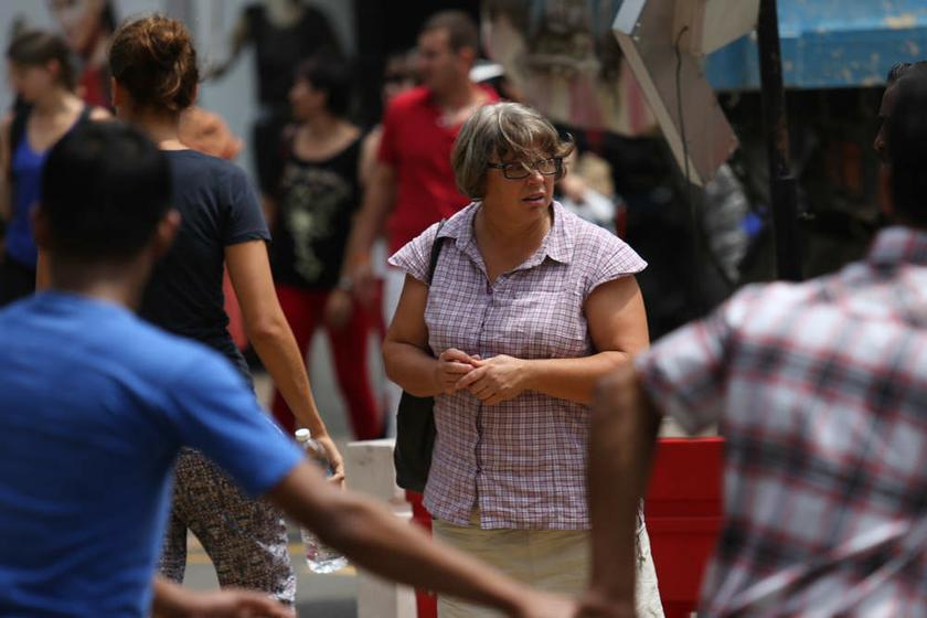 Bukit Bintang in Kuala Lumpur is a popular shopping haven that tourists can visit after undergoing cosmetic surgery through a specialised tour agency that offers holiday and plastic surgery packages. — Picture by Saw Siow Feng