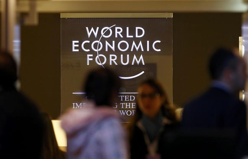 Participants take a break during a session at the World Economic Forum (WEF) in Davos January 25, 2014. u00e2u20acu201d Reuters pic