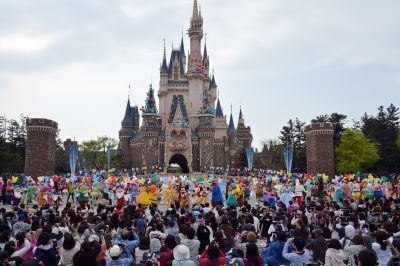 File photo of Disney characters and dancers celebrating the 30th anniversary of the Tokyo Disneyland. u00e2u20acu201d AFP pic