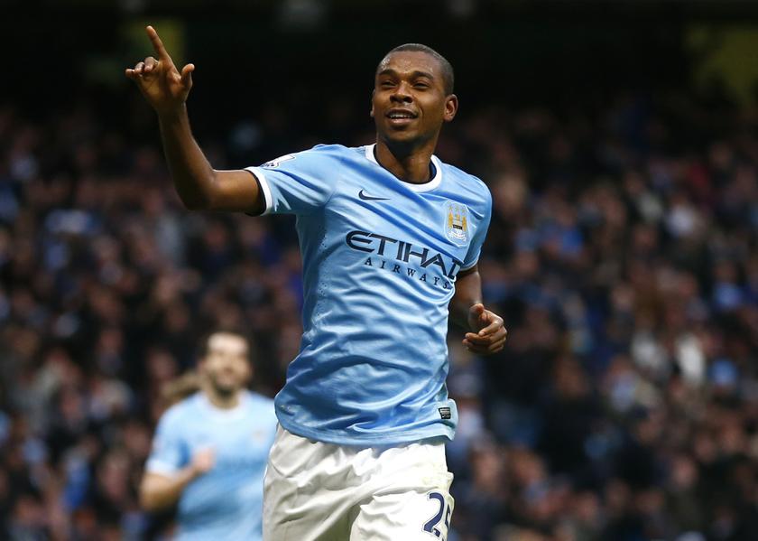 Manchester City's Fernandinho celebrates after scoring a goal against Arsenal during their English Premier League match at the Etihad stadium in Manchester, northern England December 14, 2013. u00e2u20acu201d Reuters pic