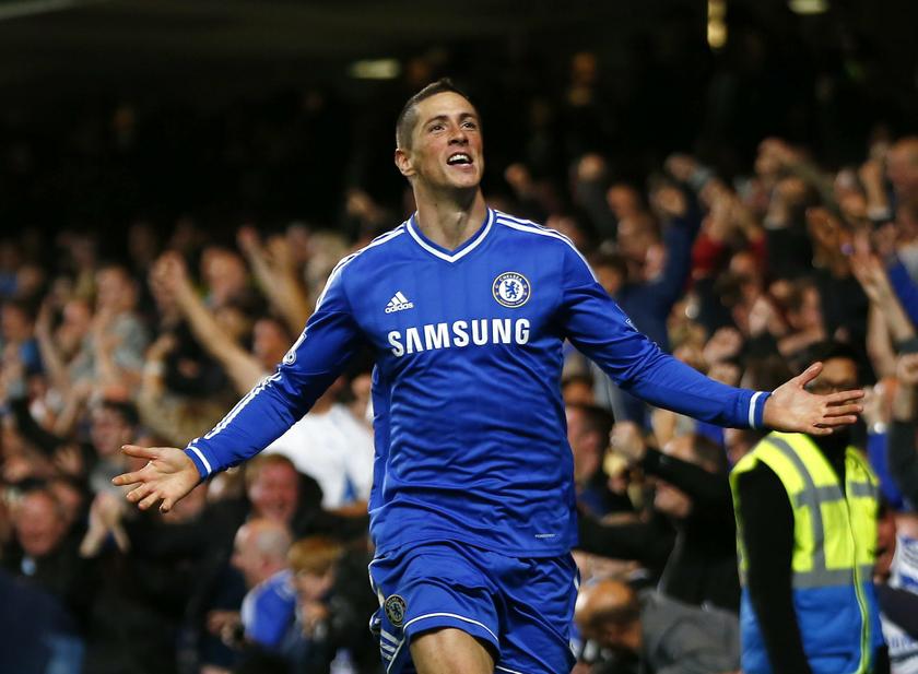 Chelsea's Fernando Torres celebrates scoring a goal against Manchester City during their English Premier League match at Stamford Bridge in London October 27, 2013. u00e2u20acu201dReuters pic