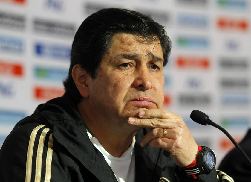 Mexico's new national soccer team coach Luis Fernando Tena listens to journalists during his presentation to the media in Mexico City September 7, 2013 Reuters pic
