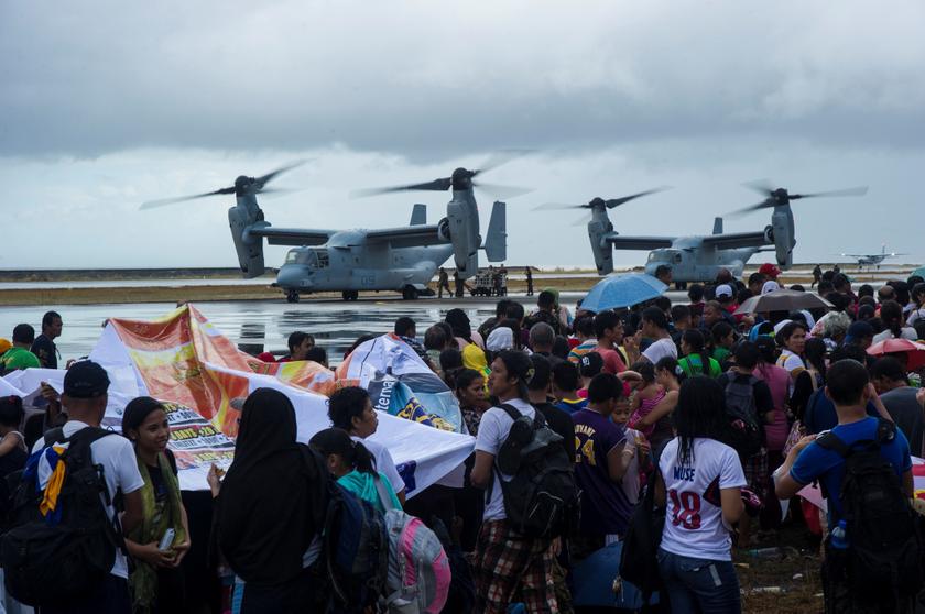 US Marines MV-22 Ospreys load supplies as part of relief efforts following Typhoon Haiyan, in Tacloban November 14, 2013.u00c2u00a0u00e2u20acu201du00c2u00a0Reuters pic