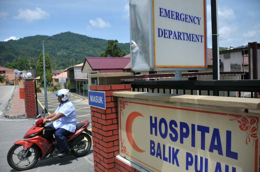 A view of Hospital Balik Pulau in Penang. The Health Ministry has 3,000 clinics and 140 hospitals under its charge. u00e2u20acu201d Picture by K.E. Ooi