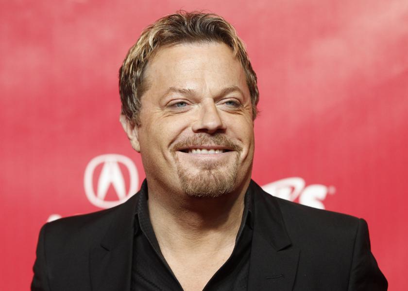 British comedian Eddie Izzard poses at the 2012 MusiCares Person of the Year tribute honoring Paul McCartney in Los Angeles in this February 10, 2012 file photo. u00e2u20acu201d Reuters pic