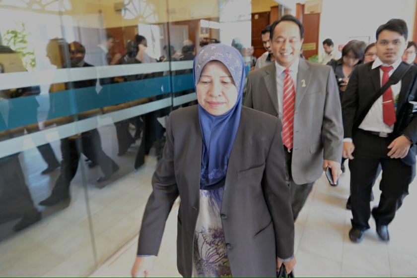 Penang state opposition leader Datuk Jahara Hamid and Barisan Nasional members walking out of the assembly hall in George Town December 9, 2013. u00e2u20acu201d Picture by K.E. Ooi