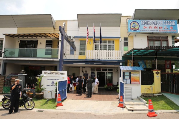 Malaysia's first Community Police Post (CPP) was started at the crime-ridden Taman Bestari Indah neighbourhood in Johor.