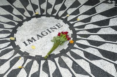The Strawberry Fields John Lennon memorial in Central Park, New York AFP/shutterstock