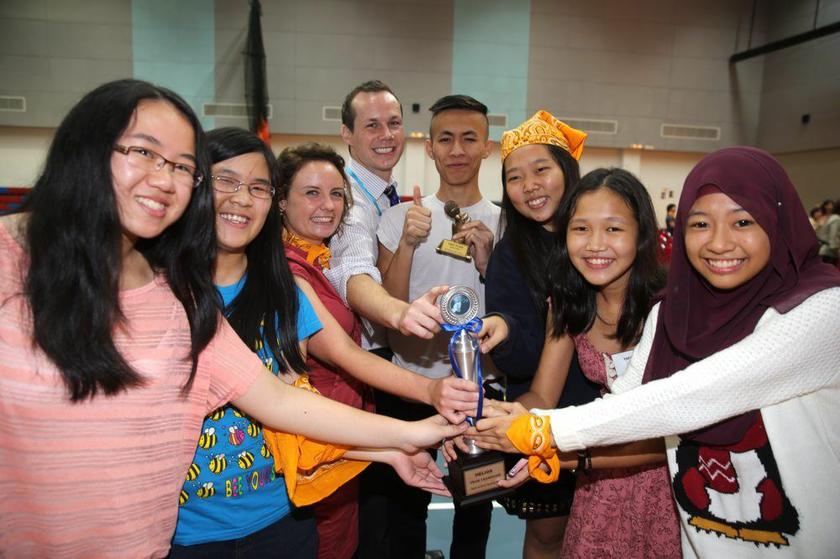 First Kuala Lumpur schools Poetry Slam. The winners of the inaugural Poetry Slam with Sunway International School teacher Sean Power.