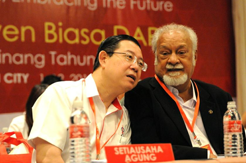 DAP secretary general Lim Guan Eng and DAP national chairman Karpal Singh chat during the Penang DAP Convention 2013 in George Town December 1, 2013. u00e2u20acu201d Picture by K.E. Ooi