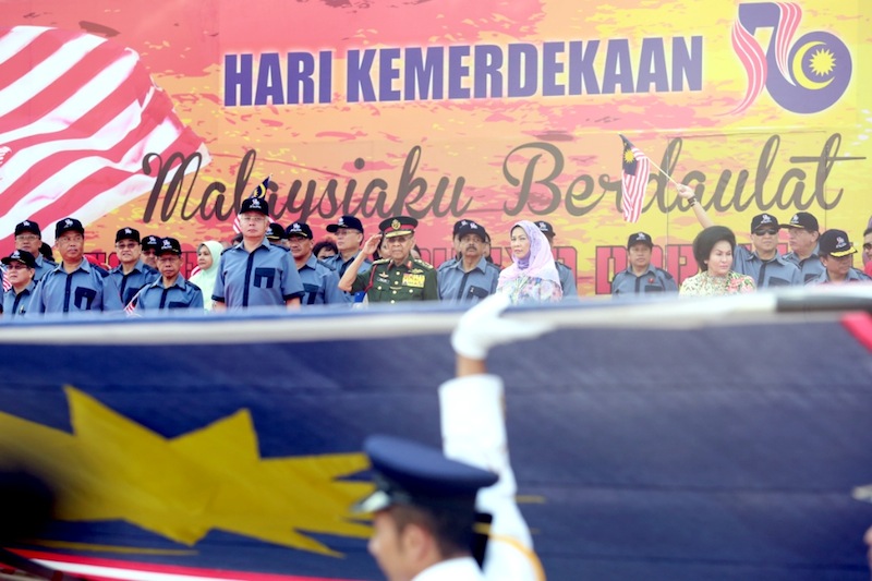 Yang di-Pertuan Agong Tuanku Abdul Halim Muu00e2u20acu2122adzam Shah and Prime Minister Datuk Seri Najib Razak attend the 56th National Day Parade at Dataran Merdeka in Kuala Lumpur, August 31, 2013. u00e2u20acu201d Picture by Saw Siow Feng