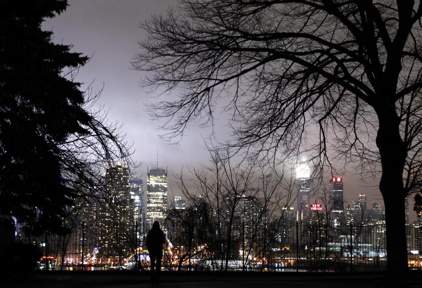 Fog moves along the Hudson River and the skyline of Manhattan as seen from Weehawken, New Jersey, January 11, 2014. u00e2u20acu201d Reuters pic