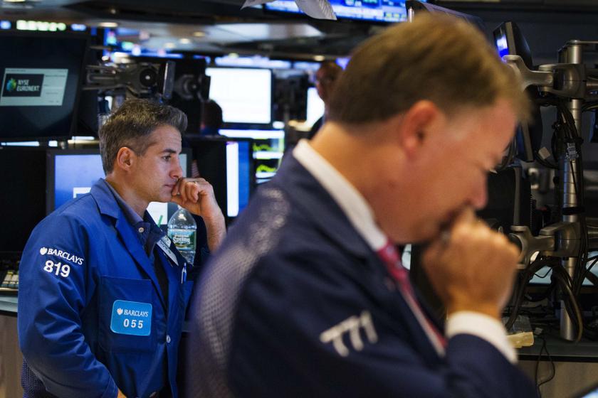 Traders work on the floor of the New York Stock Exchange shortly before the closing of the market in New York, Aug 15, 2013. u00e2u20acu201d Reuters pic