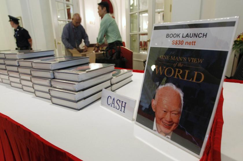 Copies of Singapore's former Prime Minister Lee Kuan Yew's latest book entitled One Man's View of the World are displayed for sale at his book launch at the Istana in Singapore August 6, 2013. The 400-page book contained harsh words about Malaysia
