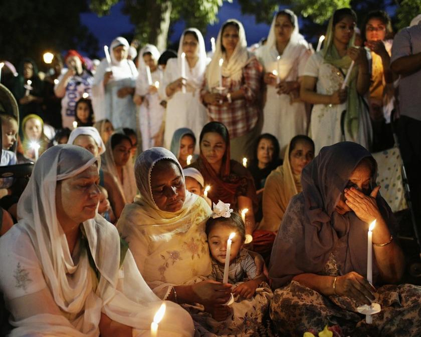 Sikhs attend a vigil in Oak Creek, Wisconsin, on August 7, 2012 following the killings of six worshippers at a Sikh temple. u00e2u20acu201d Reuters pic