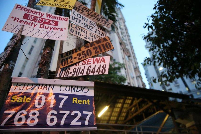 A sign advertising a unit for rent or sale at Ridzuan Condominium in Petaling Jaya where residents have apparently voted to ban u00e2u20acu02dcAfricanu00e2u20acu2122 tenants. u00e2u20acu201d Picture by Choo Choy May