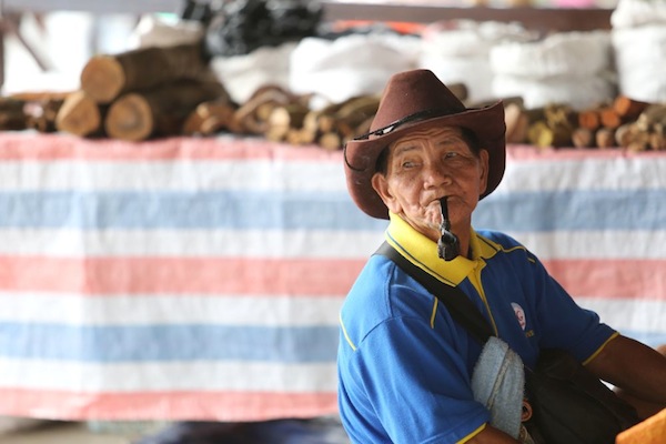 A traditional herbal medicine seller waits for customers at Donggongon Tamu (Pasar Donggongon) in Penampang, Sabah on August 30, 2013. u00e2u20acu201d Picture by Choo Choy May