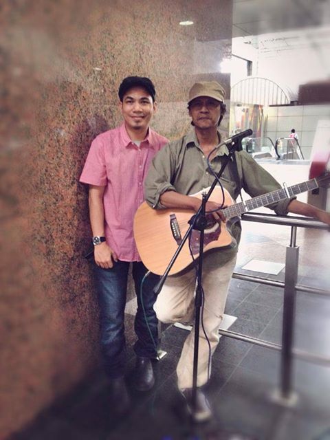 Penulis bersama Sham Kamikaze.