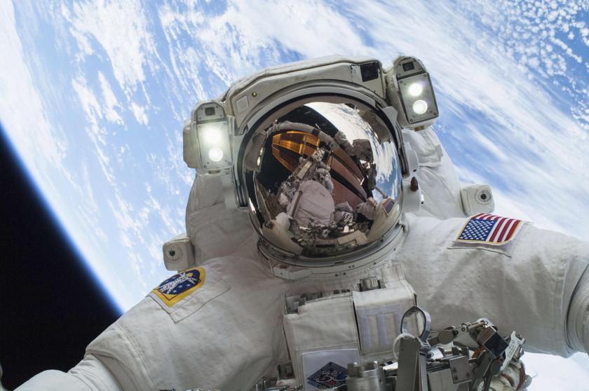 Astronaut Mike Hopkins, Expedition 38 Flight Engineer, is shown in this handout photo provided by NASA as he participates in the second of two spacewalks which took place on December 24, 2013, released on December 27, 2013 Reuters