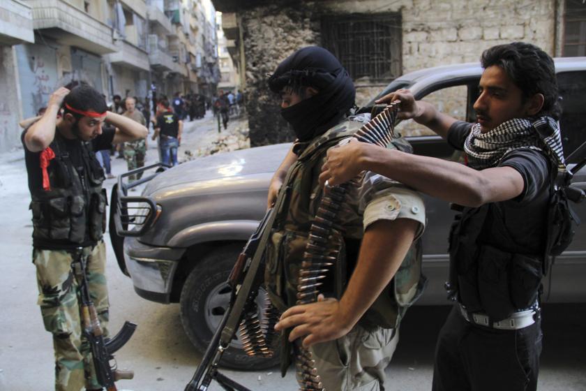 Free Syrian Army fighters prepare for an offensive against forces loyal to Syria's President Bashar al-Assad, in Aleppo's Salaheddine neighbourhood, July 6, 2013. u00e2u20acu201c Reuters pic