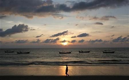 Khao Lak beach is seen in Phang Nga province, nearly 110 km (68 miles) north of Phuket, December 25, 2007 Reuters