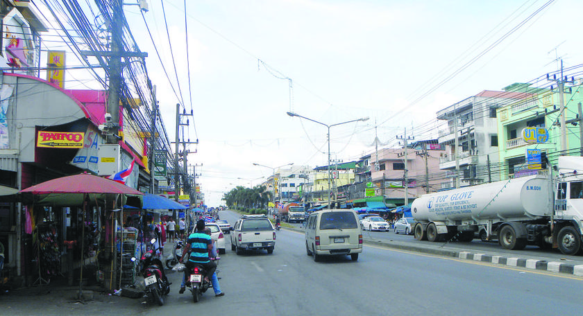 The main street in Danok returns to normal after the explosions. u00e2u20acu201d Oriental Daily pic