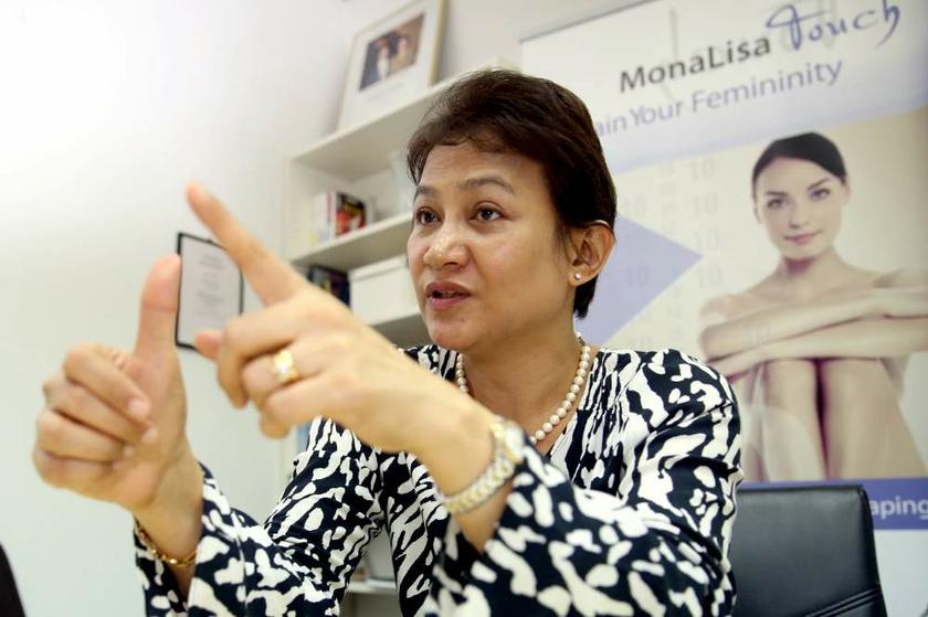 Dr Sutina says that an attractive vagina is tight and fair with tiny symmetrical inner labia that cannot be seen while standing.