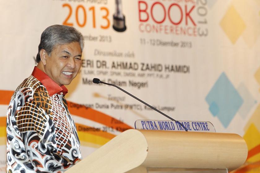 Datuk Seri Ahmad Zahid Hamidi officiating at the 1Malaysia Book Expo, International Book Conference and National Book Award at the Putra World Trade Centre. u00e2u20acu201d Picture by Choo Choy May 